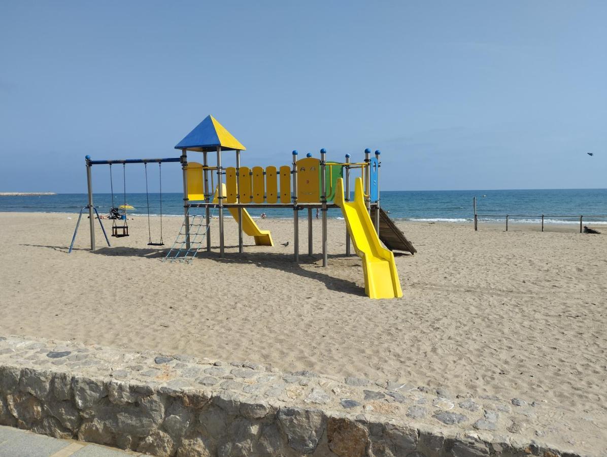 Atico Frente Al Mar Con Parking Para 5 Personas كالافيل المظهر الخارجي الصورة