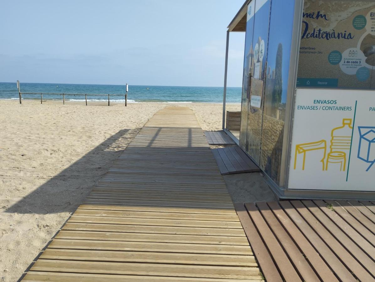 Atico Frente Al Mar Con Parking Para 5 Personas كالافيل المظهر الخارجي الصورة